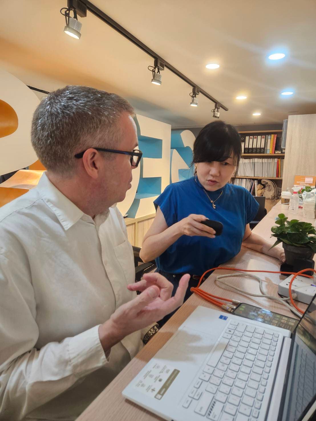 Student in a customized Mandarin lesson focused on business Chinese
